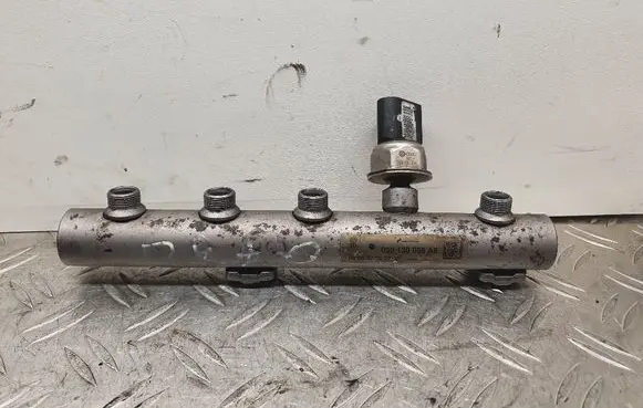 Audi Q7 4L Fuel main line pipe 059130089AB