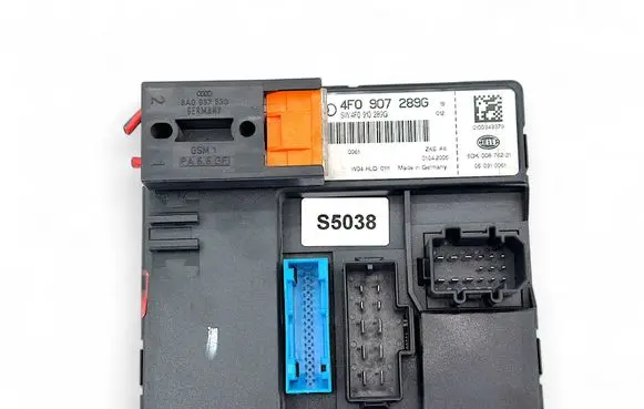 Audi A6 S6 C6 4F Light module LCM 4F0907289G 4F0910289G