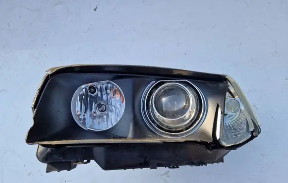 BMW X3 E83 Headlight/headlamp 6923857 0301210273