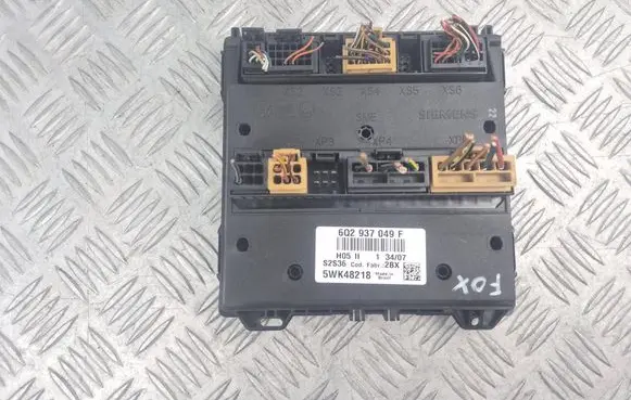Volkswagen Fox Comfort/convenience module 6Q2937049F S2S36 5WK48218