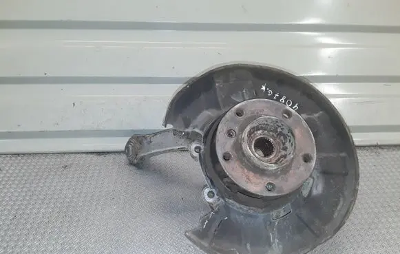BMW 1 E81 E87 Rear wheel hub spindle/knuckle 