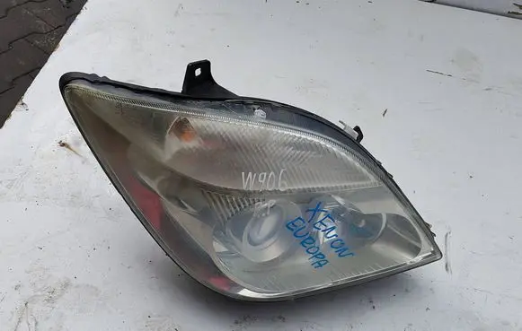 Mercedes-Benz Sprinter W906 Headlight/headlamp