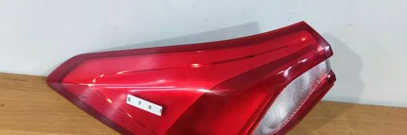 Ford Focus Rear/tail lights JX7B13405AC