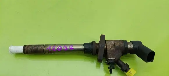 Ford Mondeo MK V Fuel injector 9657144580