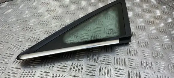 Ford Grand C-MAX Front triangle window/glass AM51R29711AD