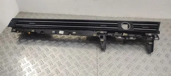 Volkswagen PASSAT B8 Dash center air vent grill 3G2857083