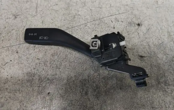 Volkswagen Golf V Indicator stalk 1K0953513