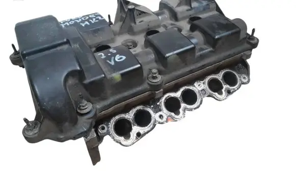 Ford Mondeo MK II Engine head RFF53E6090AD RF-F53E-6090-AD