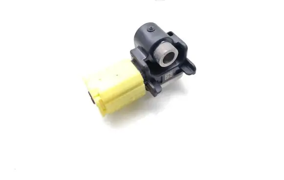 Mitsubishi Outlander Airbag deployment crash/impact sensor 8651A166