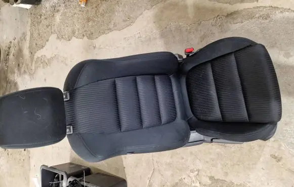 Mazda 6 Front passenger seat 