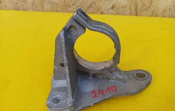 Renault Laguna III Driveshaft support bearing bracket 8200371715