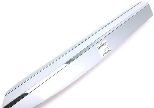 Rear door trim (molding)
