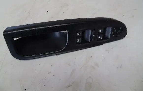 Volkswagen PASSAT B5 Electric window control switch