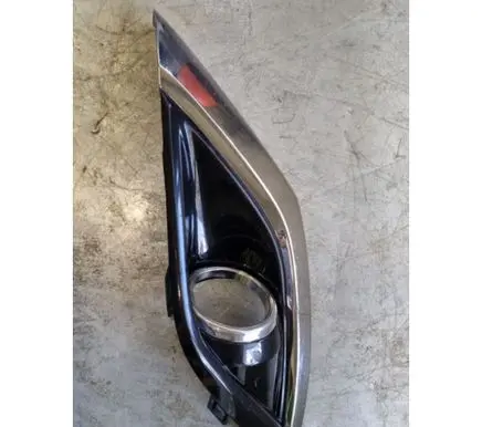 Mitsubishi Outlander Front bumper upper radiator grill 6400G244