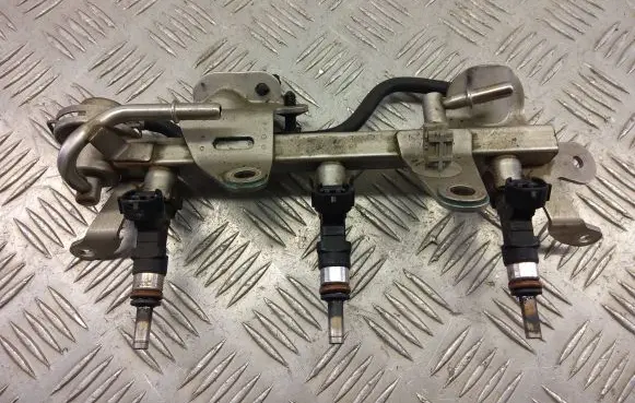 Renault Captur Fuel main line pipe 175201470R
