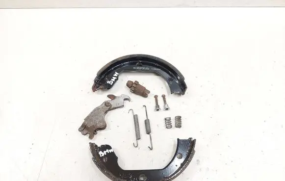 BMW X6 E71 Handbrake/parking brake pads 90R011046 705032771992 206032771992