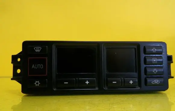 Audi A4 S4 B5 8D Climate control unit 5HB007608-04 8L0820043D