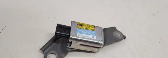 Lexus RX 330 - 350 - 400H Airbag deployment crash/impact sensor 8983348020 1879001731