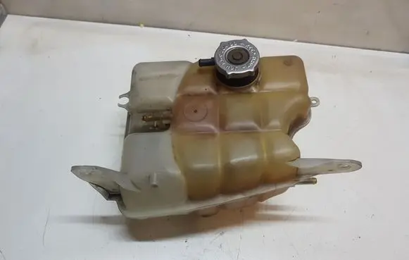 Jeep Cherokee Coolant expansion tank/reservoir