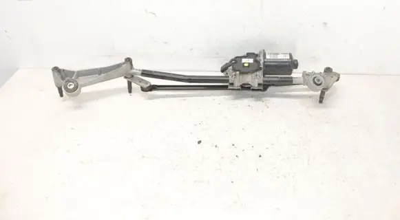 Mercedes-Benz CLA C117 X117 W117 Front wiper linkage and motor A1768200040 A1769061800