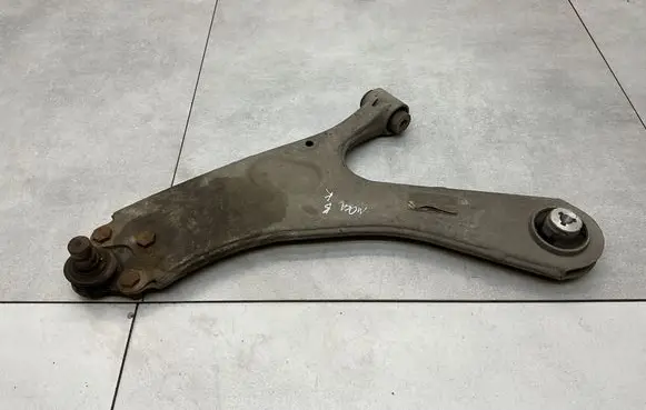 Opel Mokka B Front lower control arm/wishbone 