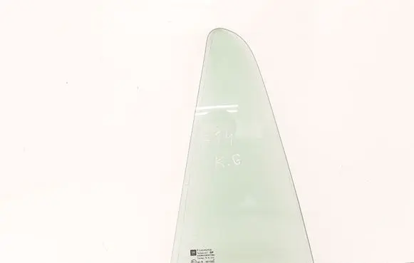 Rear vent window glass