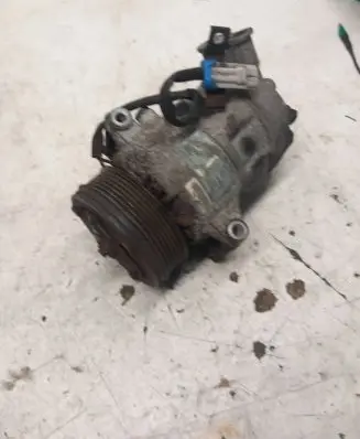 Opel Zafira B Air conditioning (A/C) compressor (pump) 160526010 16160519 24752