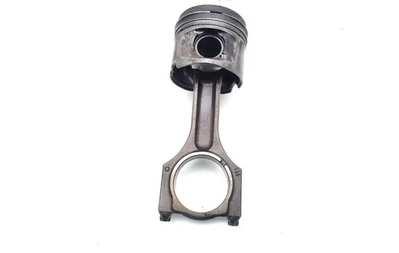 BMW 1 E81 E87 Piston with connecting rod N47D20A