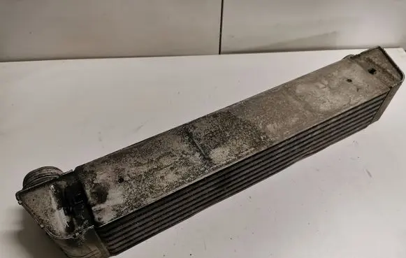 BMW 5 E60 E61 Intercooler radiator