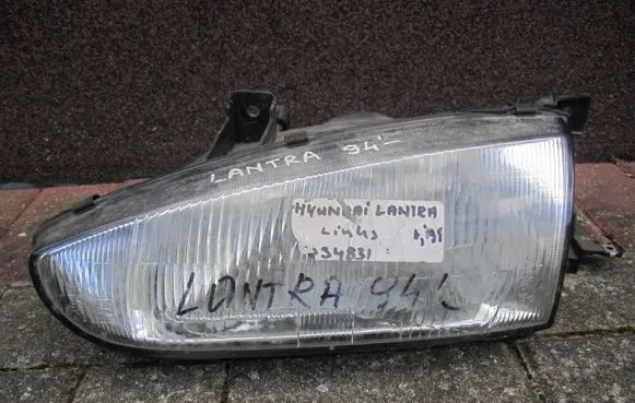 Hyundai Lantra I Headlight/headlamp