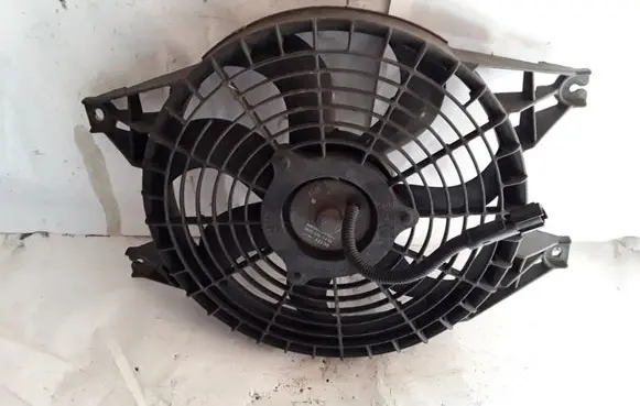 KIA Carens I Electric radiator cooling fan A00514600