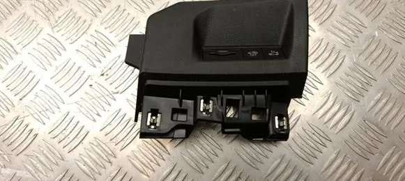 Peugeot 3008 III Tailgate opening switch 9842541280