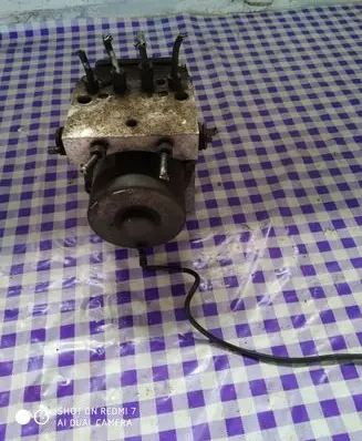 Nissan X-Trail T30 ABS Pump J2930NB 000100