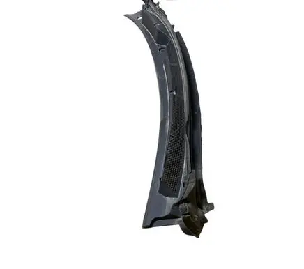 Chevrolet Traverse II Wiper trim 84315277 84334475