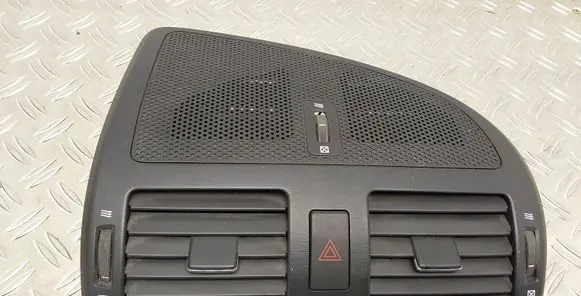 Toyota Avensis T270 Dash center air vent grill 5567005090 5567005110