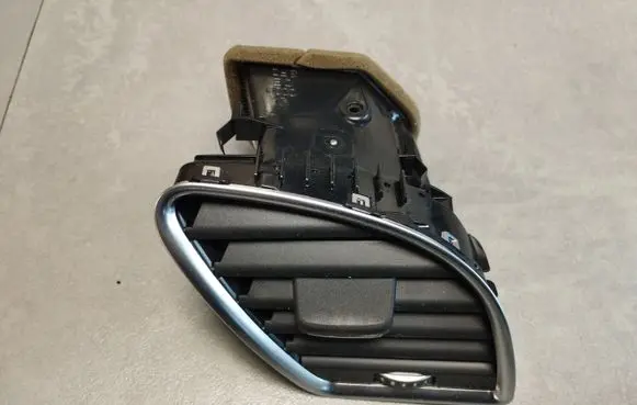 Audi A5 Sportback 8TA Dashboard side air vent grill/cover trim 8T1820902F
