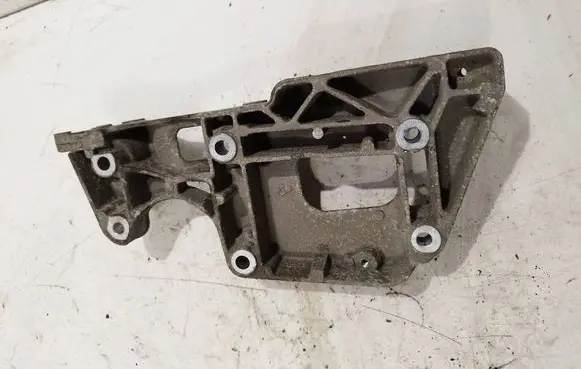 Audi A3 S3 A3 Sportback 8P Engine mounting bracket 06F903143F