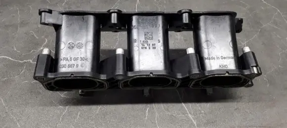 Audi A6 S6 C6 4F Intake manifold 06e133109j