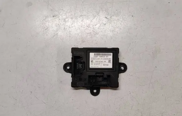 Volvo V70 Door control unit/module 7G9T14B533EF