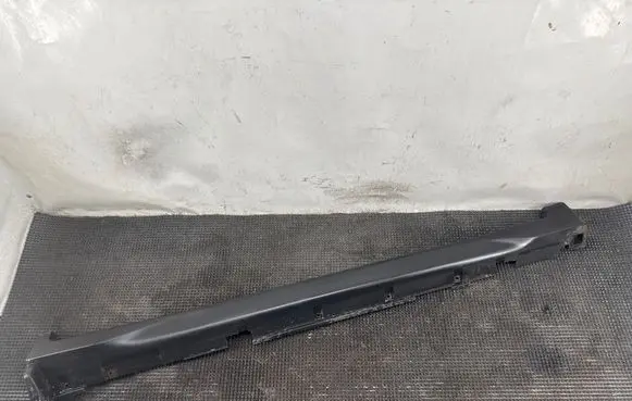 Nissan X-Trail T32 Sill 768504CE0A