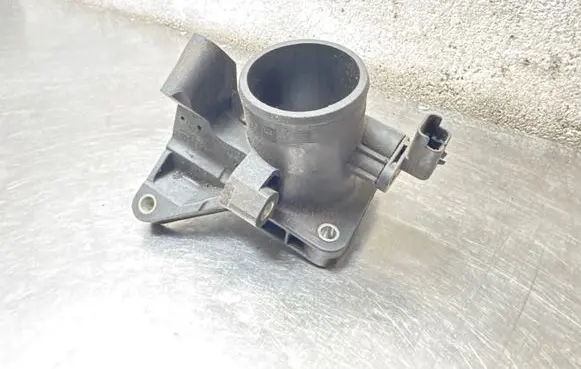 Ford Focus Air intake duct part 7V2Q9J444