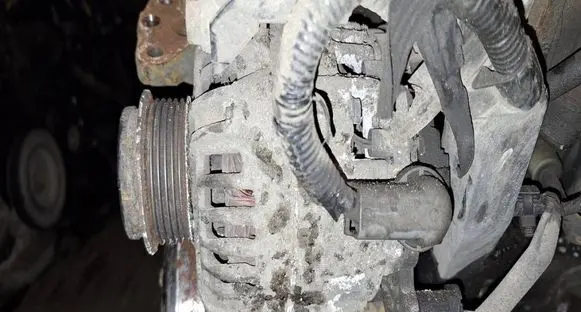 Toyota Yaris Generator/alternator 