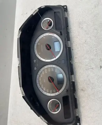 Speedometer (instrument cluster)