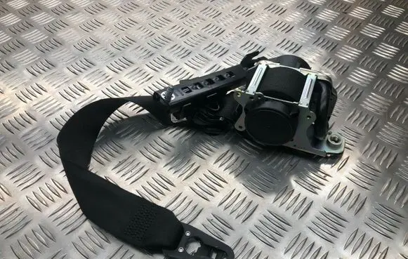 Mercedes-Benz GLC X253 C253 Front seatbelt A2058600285 A0008600388