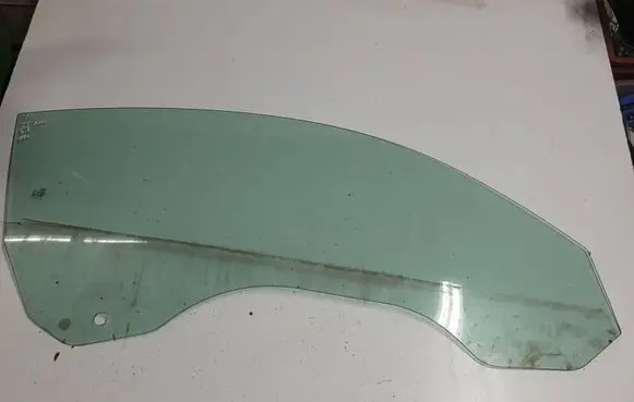Audi TT TTS Mk2 Front door window/glass (coupe) 