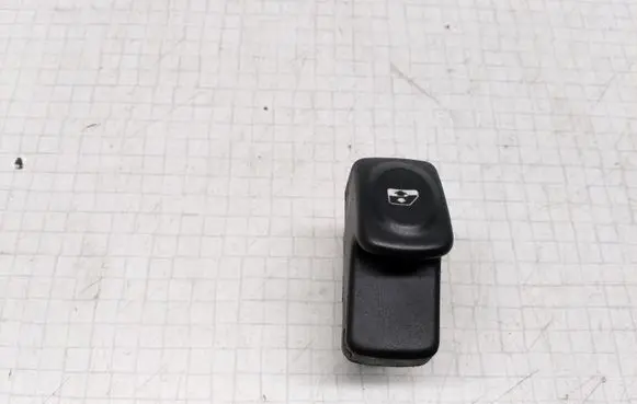 Renault Megane I Electric window control switch