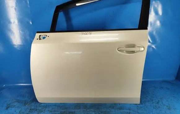 Toyota Prius+ (ZVW40) Front door 6700247091