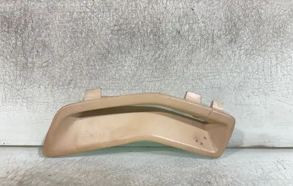 Volvo XC60 Seat belt trim 01287355