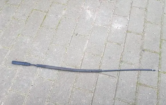 Audi A3 S3 A3 Sportback 8P Engine bonnet/hood lock release cable 8P0823535C