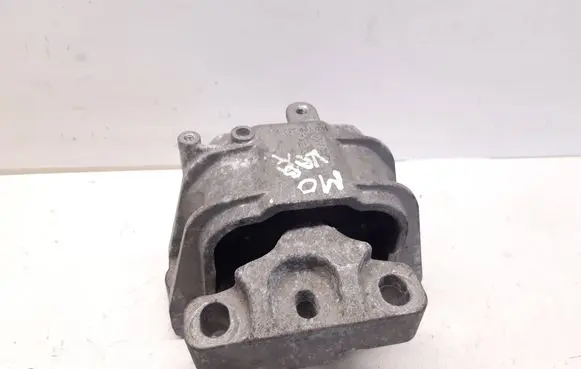 Volkswagen Golf V Engine mount bracket 1K0199262AJ